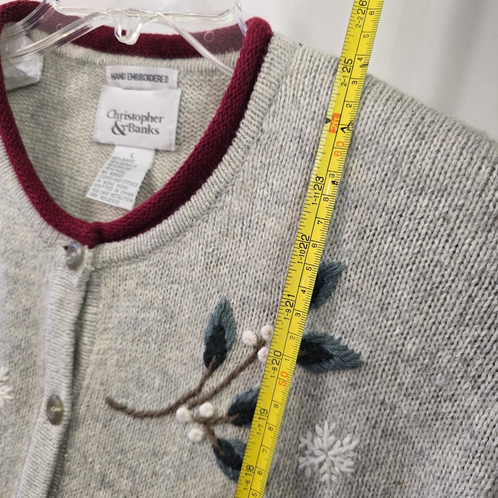 Christopher & Banks Vintage Hand Embroidered Cardigan Sweater L Gray Floral Cozy - Picture 5 of 7